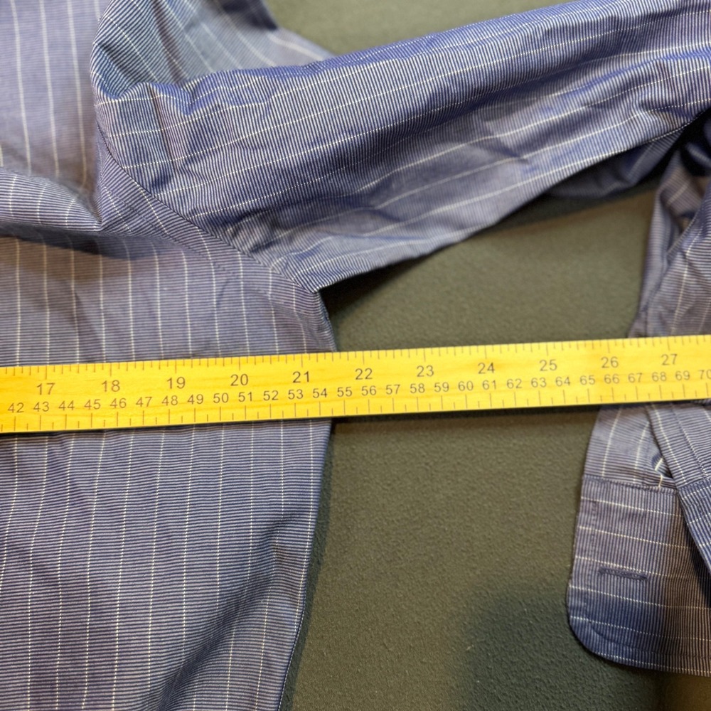 UNTUCKit Mens Blue Pinstripe Button Down Dress Shirt Long Sleeve Casual Office - Picture 4 of 6